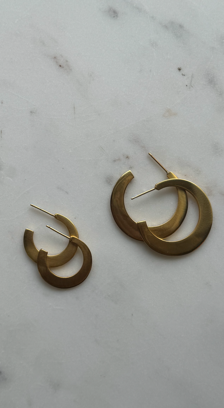 Julie Vos Luna Hoop - Gold