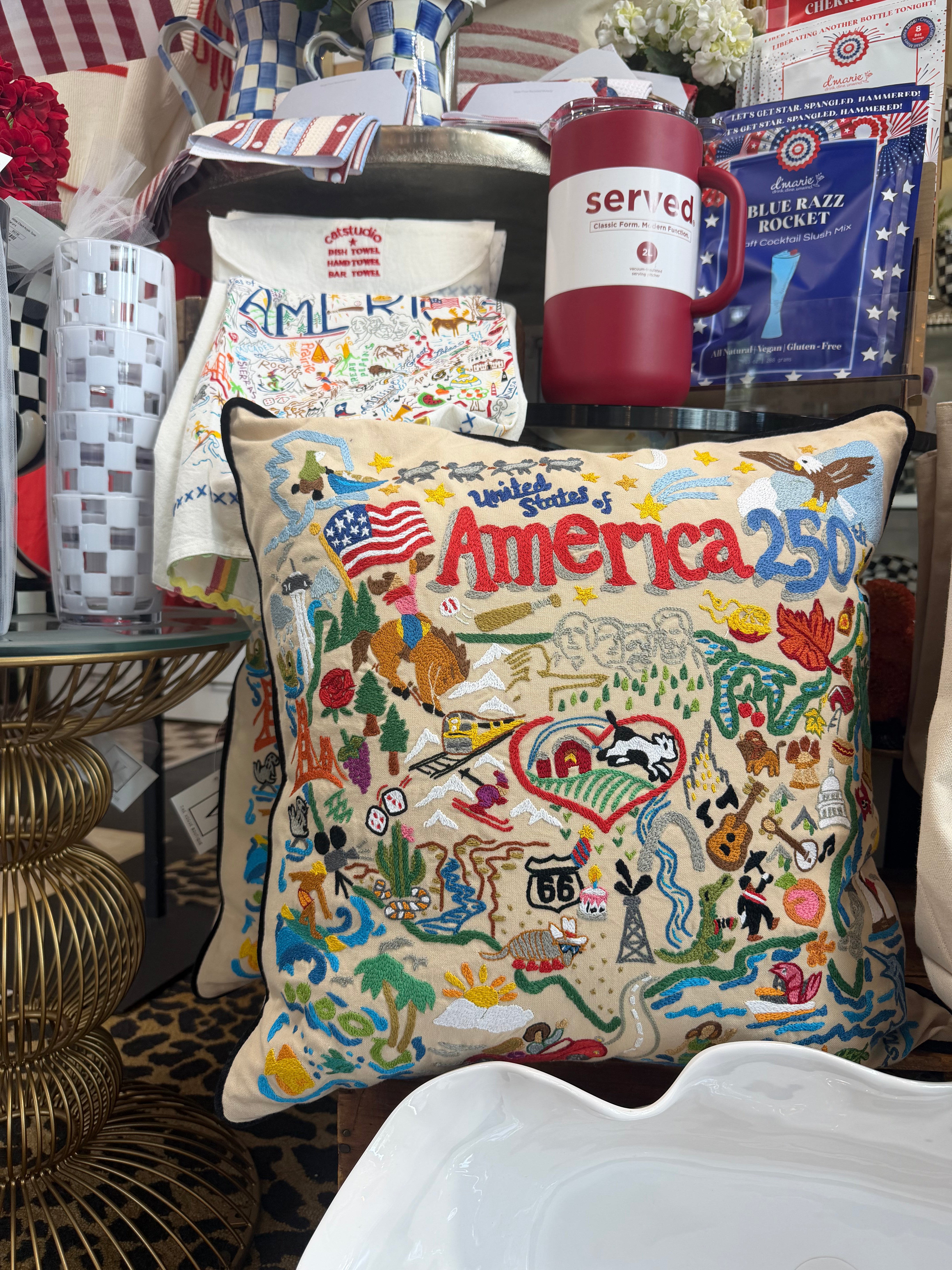 Catstudio America 250 Pillow *Limited Edition*