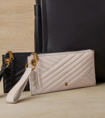 Vida Quilted Wristlet - Warm Grey