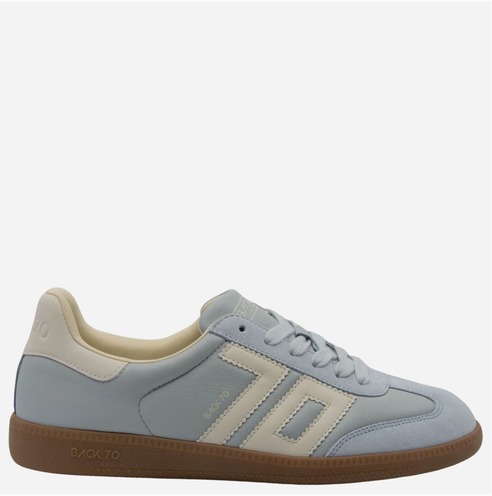 Back 70 - Cloud D26 Light Sky