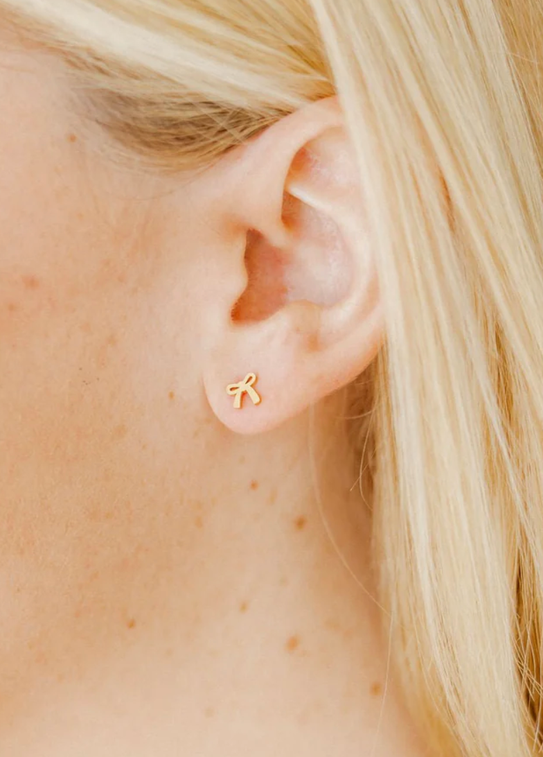 Linny Co Screwback Stud - Ruby Bow