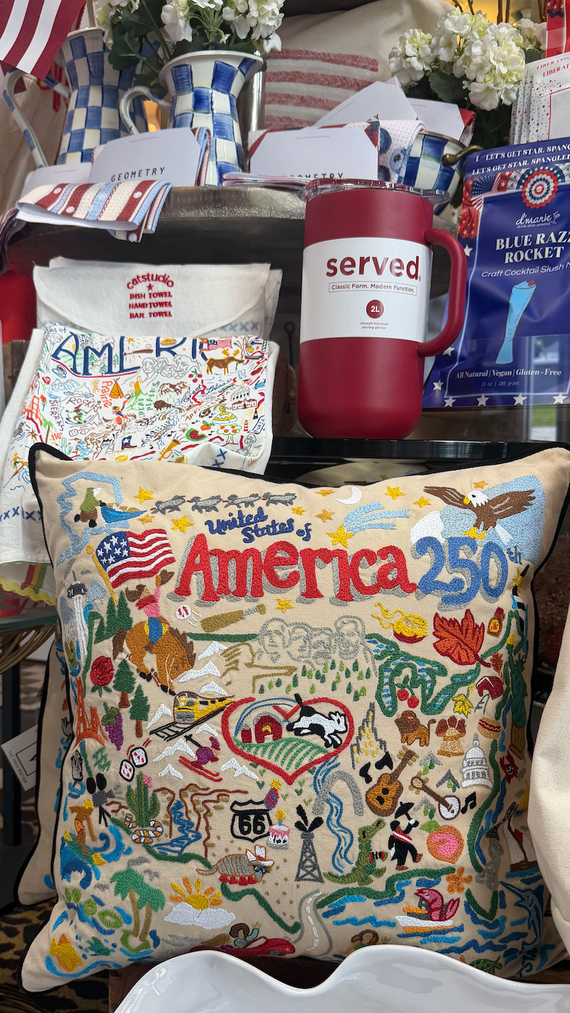 Catstudio America 250 Pillow *Limited Edition*