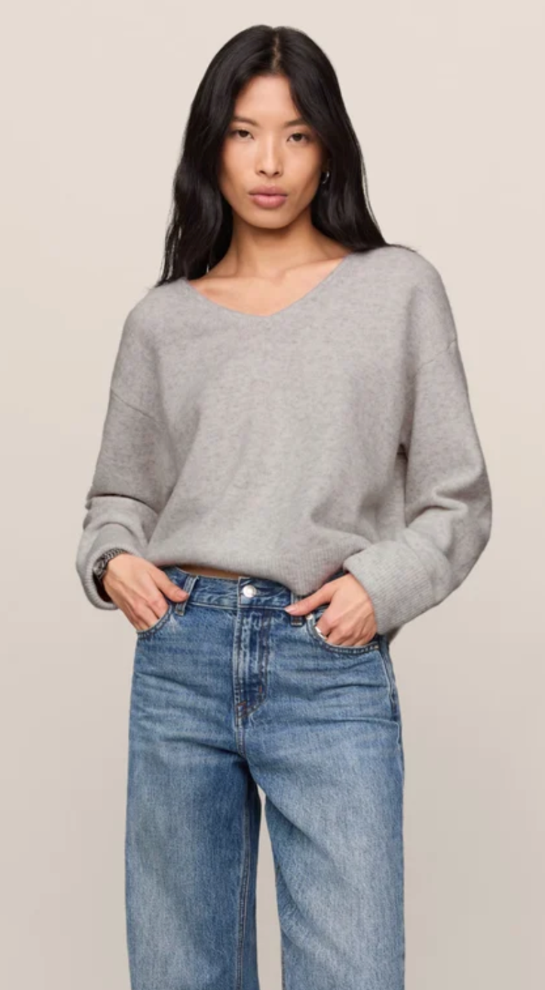 Z Supply Cerro V-Neck Sweater - Feather Grey